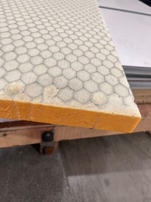 Noyau en aluminium de nid d'abeilles de la longueur latérale 6~15mm avec des matériaux de mousse