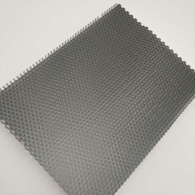 Noyau en nid d'abeille en aluminium 3003 5052 de taille de cellule de 3,2 mm pour filtre à air