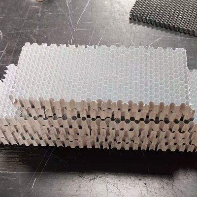 noyau de filtre de Photocatalyst de nid d'abeilles de 500x500mm pour le solvant d'odeur