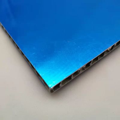 Panneau de nid d'abeille en aluminium anti-corrosion personnalisé pour le mur de rideau de construction