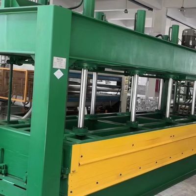 3 ~ 5 couches de panneau de nid d'abeille d'aluminium machine à pressage à chaud à vendre