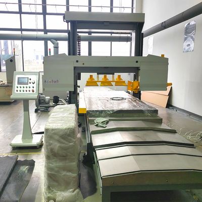 3200*1350 Machine à découper Nomex avec système sous vide pour la coupe