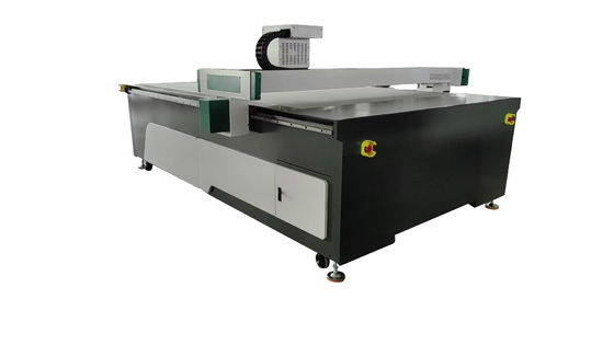Machine de découpe pour noyau de nid d'alumine