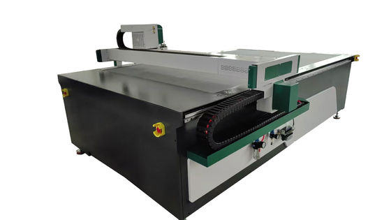 Machine de découpe pour noyau de nid d'alumine
