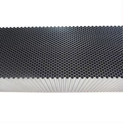 316L en acier inoxydable Honeycomb Core Honeycomb Vents 1200 * 2000mm Pour le blindage EMI