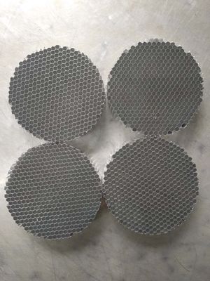 30 mm Dia Circulaire Louver de nid d'abeille en aluminium Pour les équipements de générateur d'oxygène