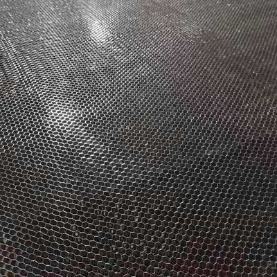 Âme en nid d'abeilles en aluminium perforée 1100x2300mm ISO14001