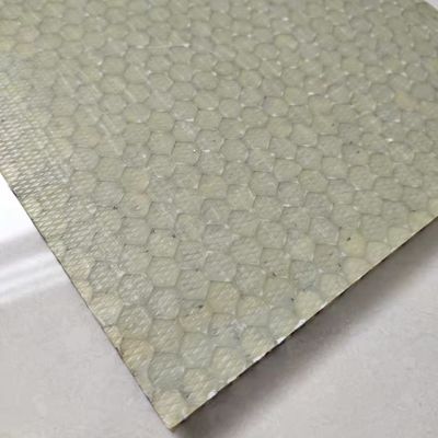 Facile à nettoyer feuille de nid de miel en fibre de carbone 32 mm pour remorques et panneaux de fourgon